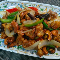 ไก่ผัดเม็ดมะม่วง