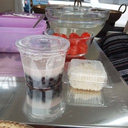 ข้าวเหนียวถั่วดำ