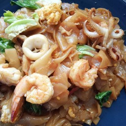 อาหารและเครื่องดื่ม 1