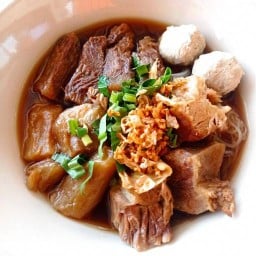 บ้านแม่