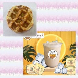 นมหมีออริจินอล + วาฟเฟิลน้ำตาลคาราเมล