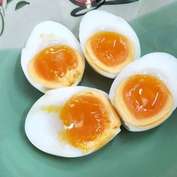 ไข่ยางมะตูม