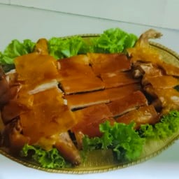 หมูหันฮ่องกง  ปกติ 2500  เหลือ 1900