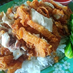 ลูกชิ้นปิ้ง &  ชา กาแฟบ้านทุ่ง