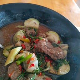 ร้านอ้ายโบ๊ทลาวนัว -