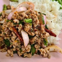 ข้าวลาบหมู