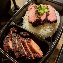 เอ็ดดี้หมูสูบโต หมูอบถ่านรมควัน