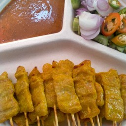 หมูสะเต๊ะชุดครอบครัว 50 ไม้