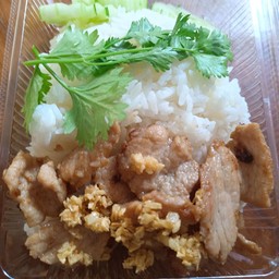 ครัวแม่ (กระเพรา,อาหารตามสั่ง,ข้าวคลุกกะปิ,ยำ)