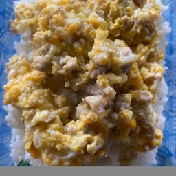 ไข่ขยี้หมูสับ