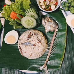 ข้าวแมวเหมียว