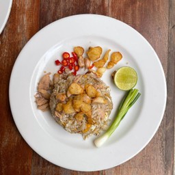 ข้าวผัดปลาทูน่าสมุนไพร