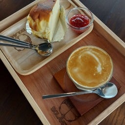 Bolaven Coffee & Craft สมุทรปราการ