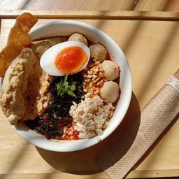 เส้นหมี่ต้มยำโบราณ