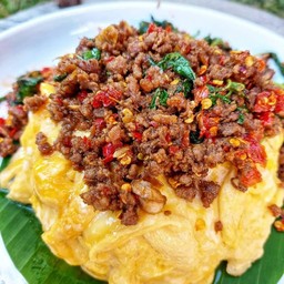 ข้าวกระเพาะหมูสับไข่ข้น1ฟรี1