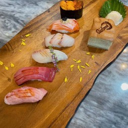 Special Premium Sushi Set