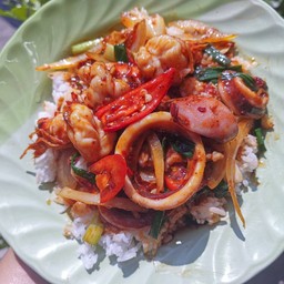 ผัดพริกเผา ราดข้าว
