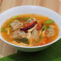 เจ๊แดงสามย่าน ส้มตำ คอหมูย่าง ปั๊มบางจาก ราชพฤกษ์-สวนผัก