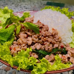 ย่าสอนมา (Grandma teach me)