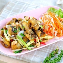 ยำปลาสลิด