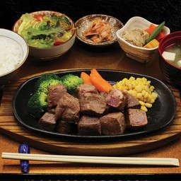 ชุดสเต็กเนื้อคัดพิเศษ
