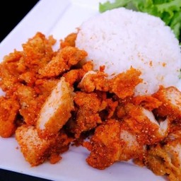 ข้าวไก่ทอดวิ๊งแซ่บ