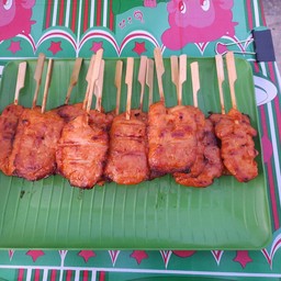 อิสราภรณ์หมูปิ้ง