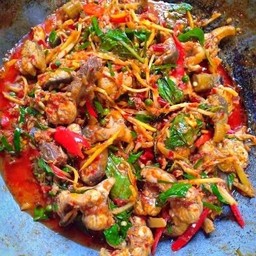 ผัดเผ็ดปลาไหล กับข้าว
