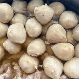 ลูกชิ้นลวก(หมู)