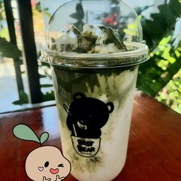 นมหมีมัทฉะ มะพร้าวปั่น