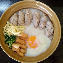 โจ๊กหมู ไข่ลวก
