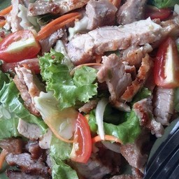 ยําสเต็กหมู