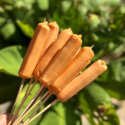 ไส้กรอกไก่หนังกรอบ