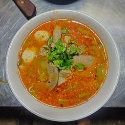 ร้านต้มเลือดหมูวังหิน80