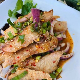 น้ำตกอ้อมคอหมูย่าง