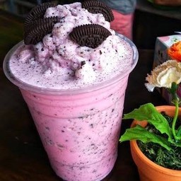 นมชมพู+โอรีโอ้ เฟรปเป้