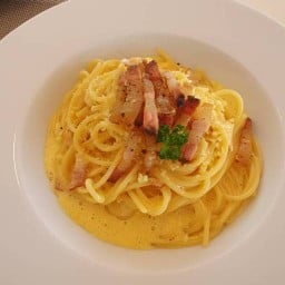 Foodstory cafe & restaurant