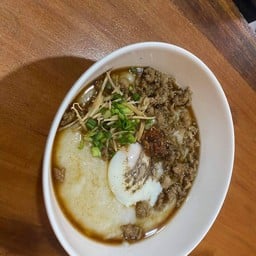 โจ็กหมูซีอิ๊วโบราญ ไม่ใส่ไข่