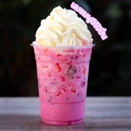 นมชมพู ปีโป้ ปั่น