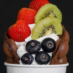 V36 วาฟเฟิลครีมสดผลไม้รวม(ไม่มีไอศกรีม)