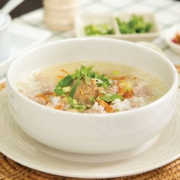 ข้าวต้มหมูสับทรงเครื่อง