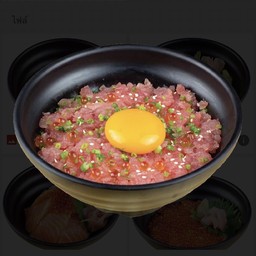 ข้าวหน้าปลาทูน่าสับ