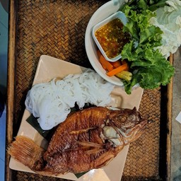 เมี่ยงปลาทับทิมทอด