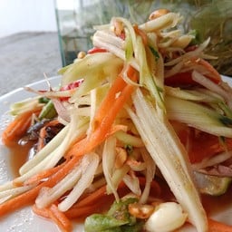 ธงชัย อีสานคลาสสิค