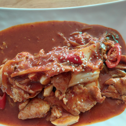 หมูผัดกิมจิ 돼지고기 김치볶음Pork stir fried kimchi