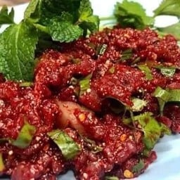 เนื้อดิบก๋อยมะนาว