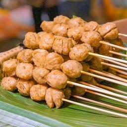 ก๋วยเตี๋ยววัดดงมูลเหล็ก (ศาลายา) ซอยตั้งสิน