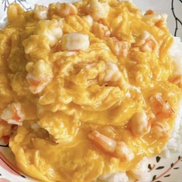 ข้าวไข่เจียวกุ้งไข่ 2 ฟอง