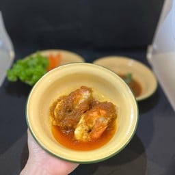 Burmese rice+prawn curry+side dishes+soup combo