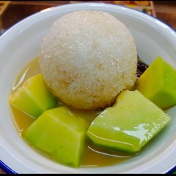 ลอดช่องแตงไทยเผือกชิ้น(น้ำกะทิเคี่ยว)